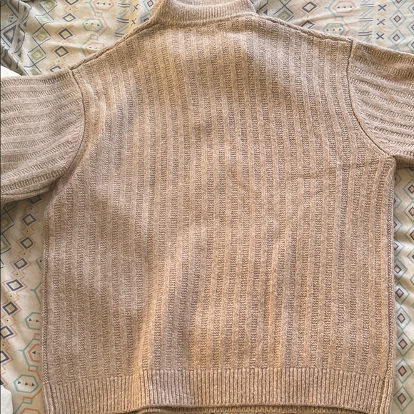 Zara Men's Tan Ribbed Sweater - Picture 5 of 8